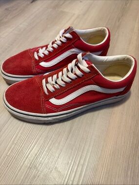 Vans Women’s 8 Men’s 6.5 Old Skool Sneakers — Red and White